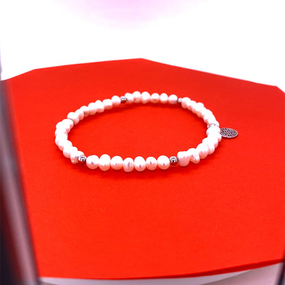 Lucky Pearl · Freshwater white Pearls, Silver Lucky Bracelet
